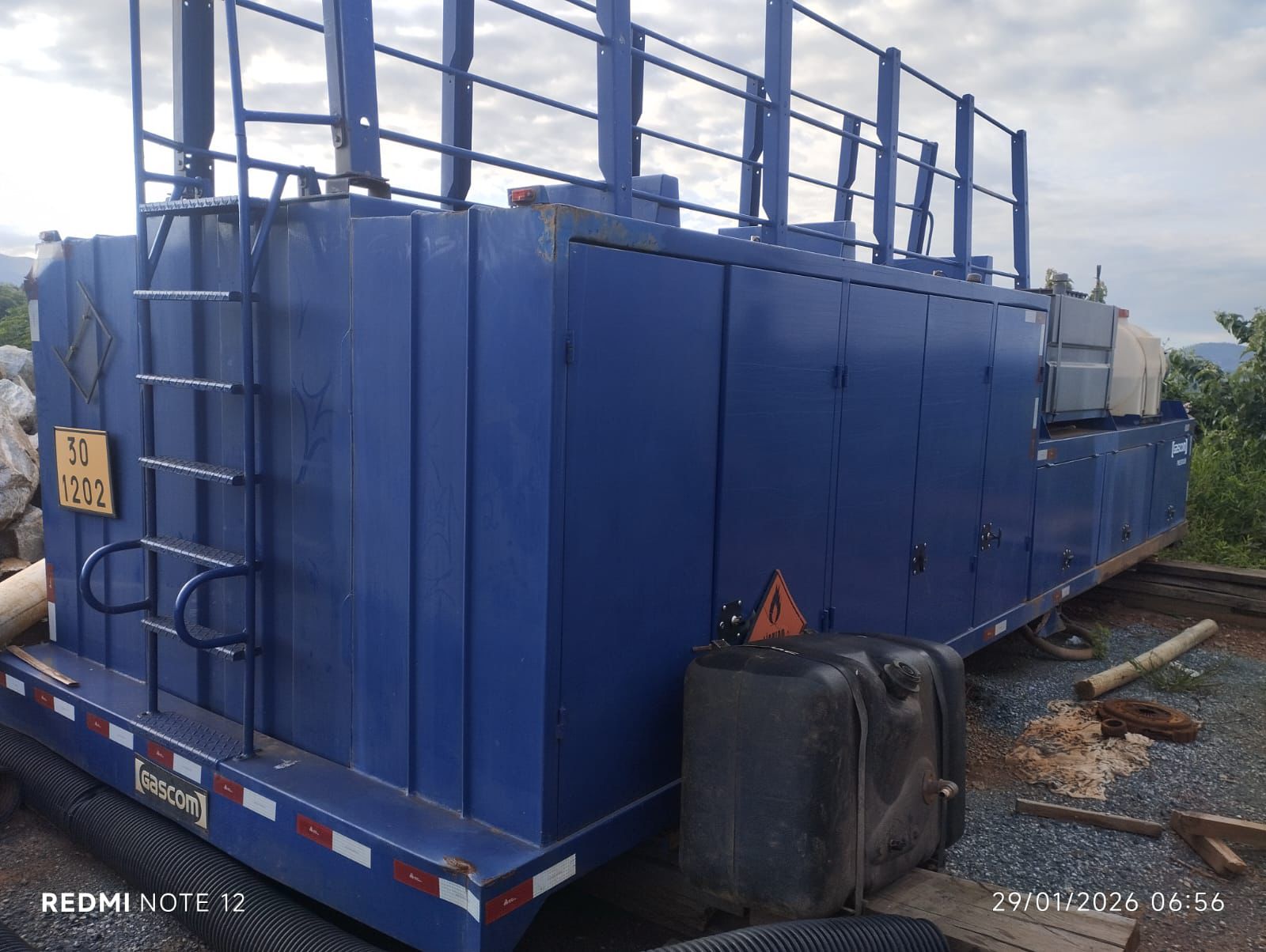 Comboio Gascon com Capacidade de 10.000 Litros de Diesel (S10/S500) - Thumbnail 2